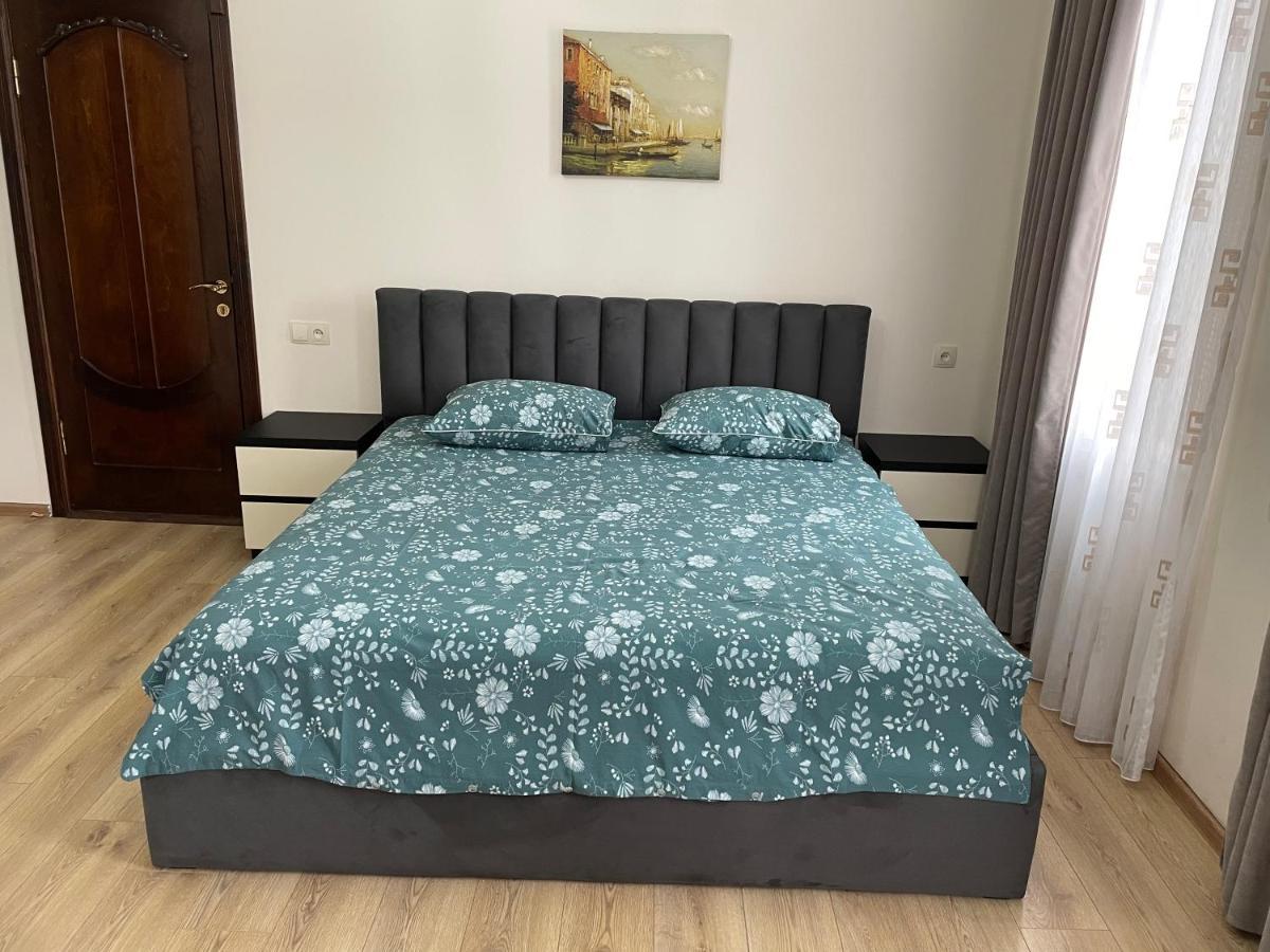Temo Guest House 10 Batumi Luaran gambar