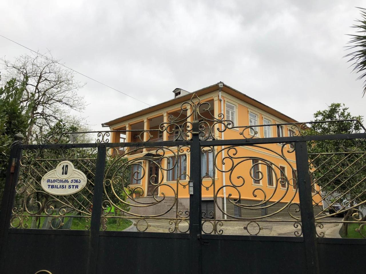 Temo Guest House 10 Batumi Luaran gambar