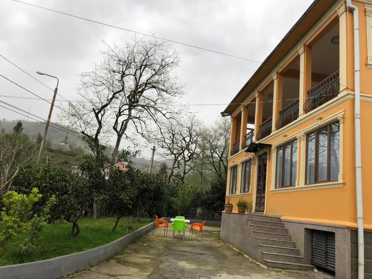 Temo Guest House 10 Batumi Luaran gambar
